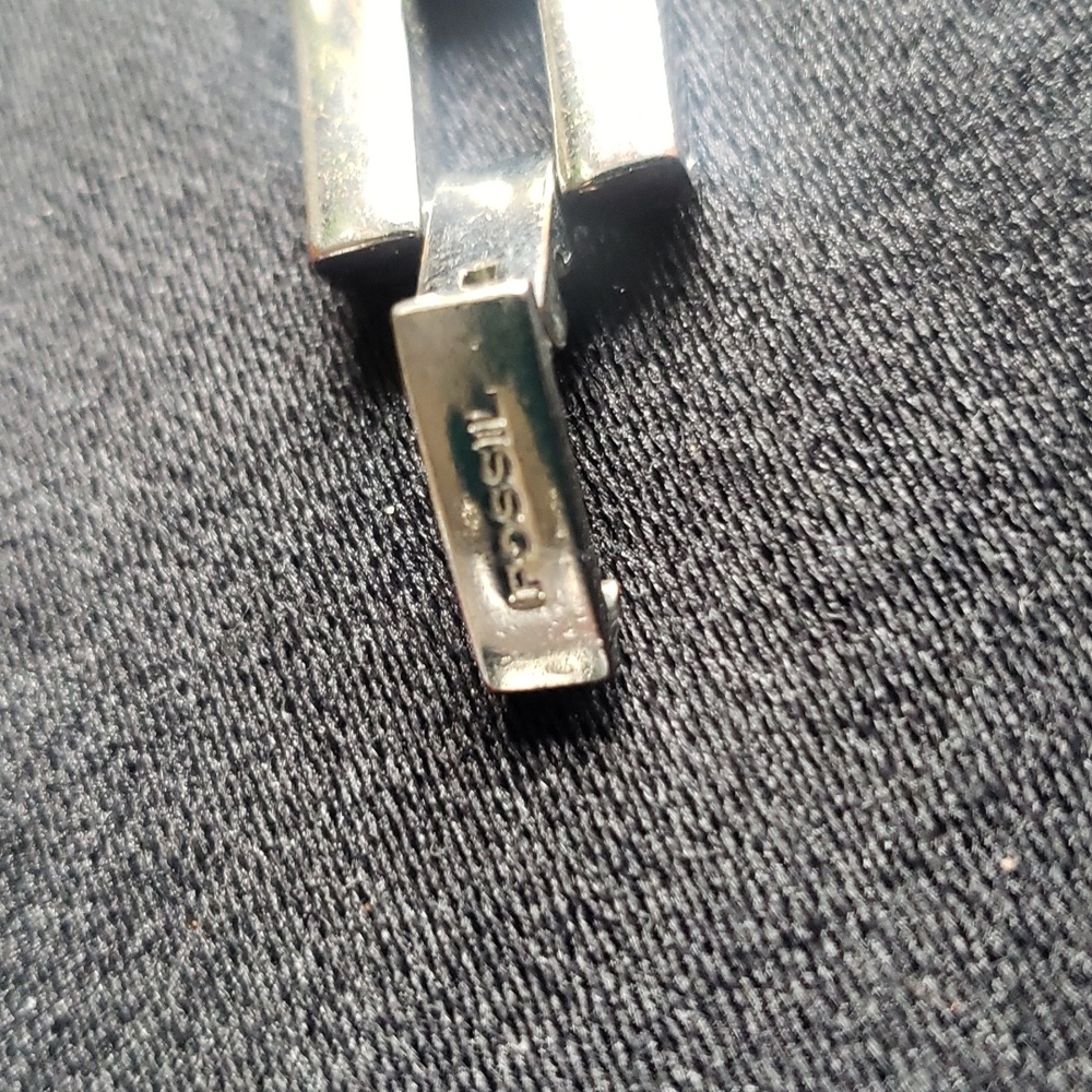 FOSSIL Silvertone Watch - Picture 2 of 3